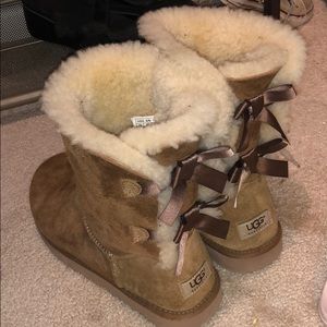 Ugg Bailey bow ll